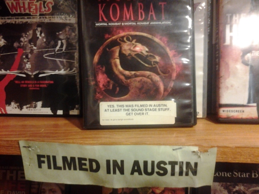 Ermanitahs y ermanitohs de Ryuuko: Combate Mortal fue "filmada" en Austin. True story.